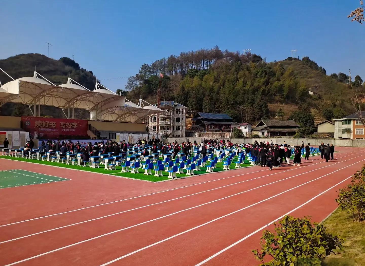 迪庆藏族自治州硅PU塑胶跑道材料 - 哪里好